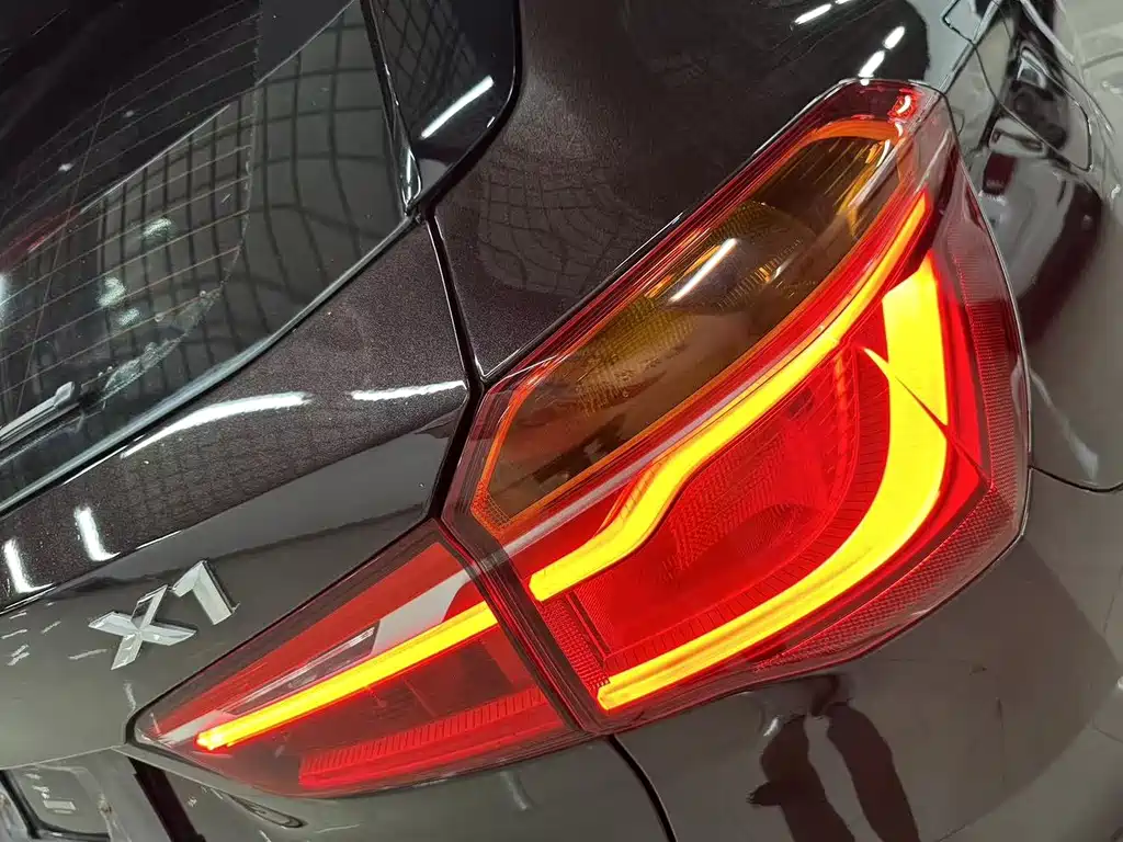 BMW X1 2016 — фото 13