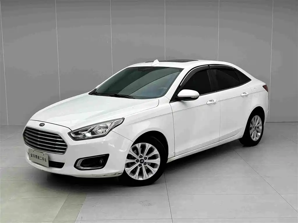 Ford Escort 2015 — фото 1