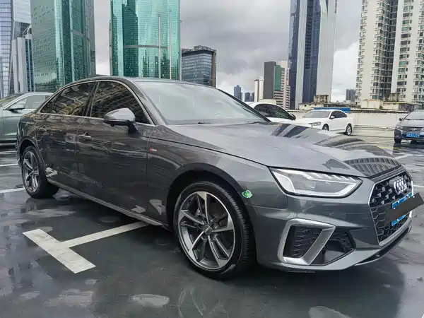 Audi A4L 2020