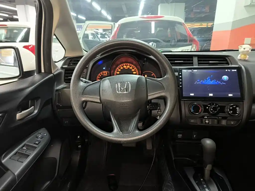 Honda Fit 2018 — фото 11