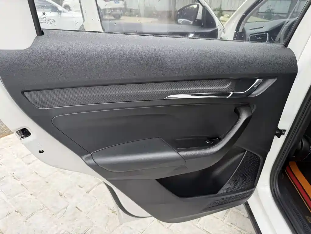 Skoda Kamiq 2022 — фото 11