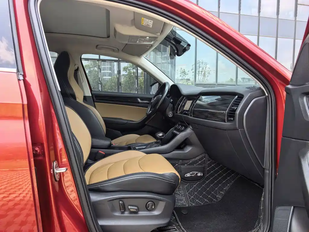 Skoda Kodiak GT 2019 — фото 12
