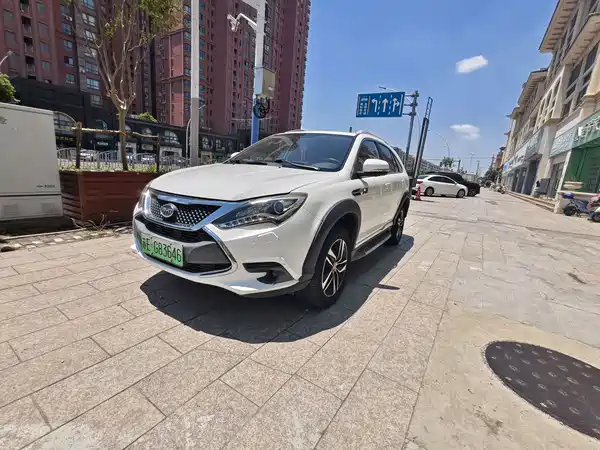 BYD Tang New Energy 2016