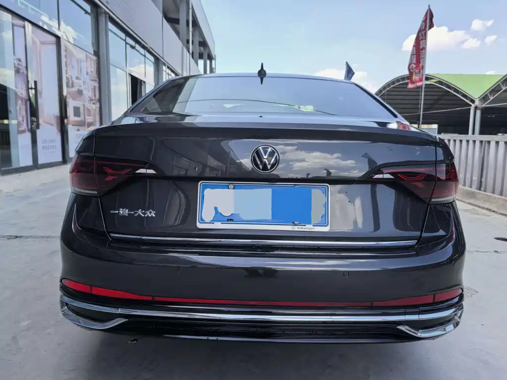 Volkswagen Sagitar 2023