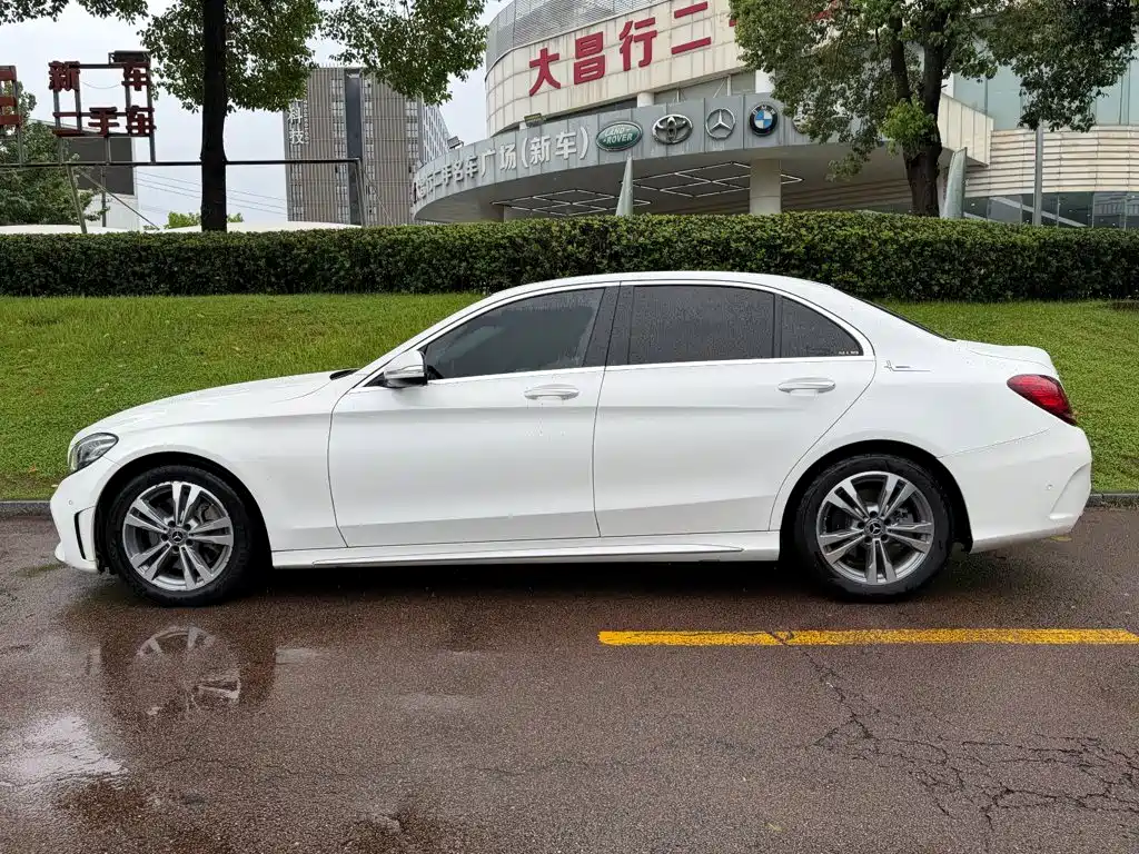 Mercedes-Benz C-Class 2019 — фото 3