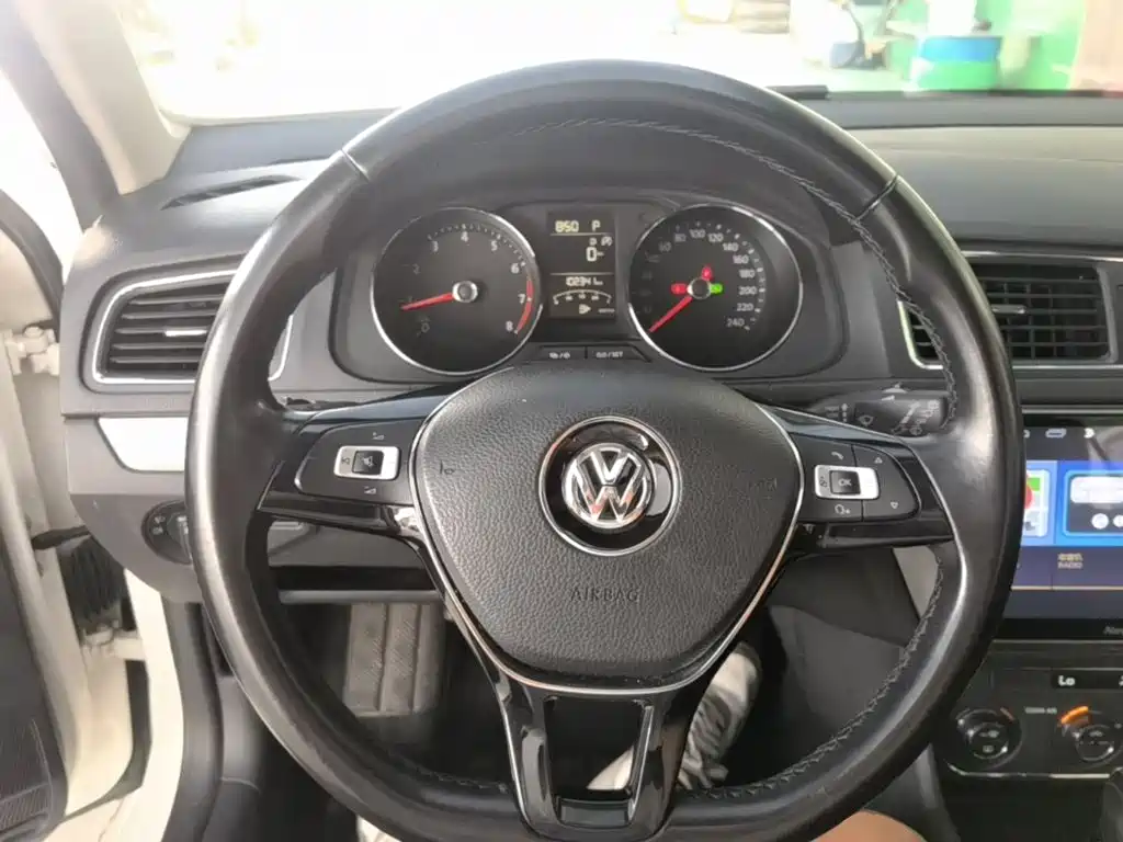 Volkswagen Gran Lavida 2018 — фото 11