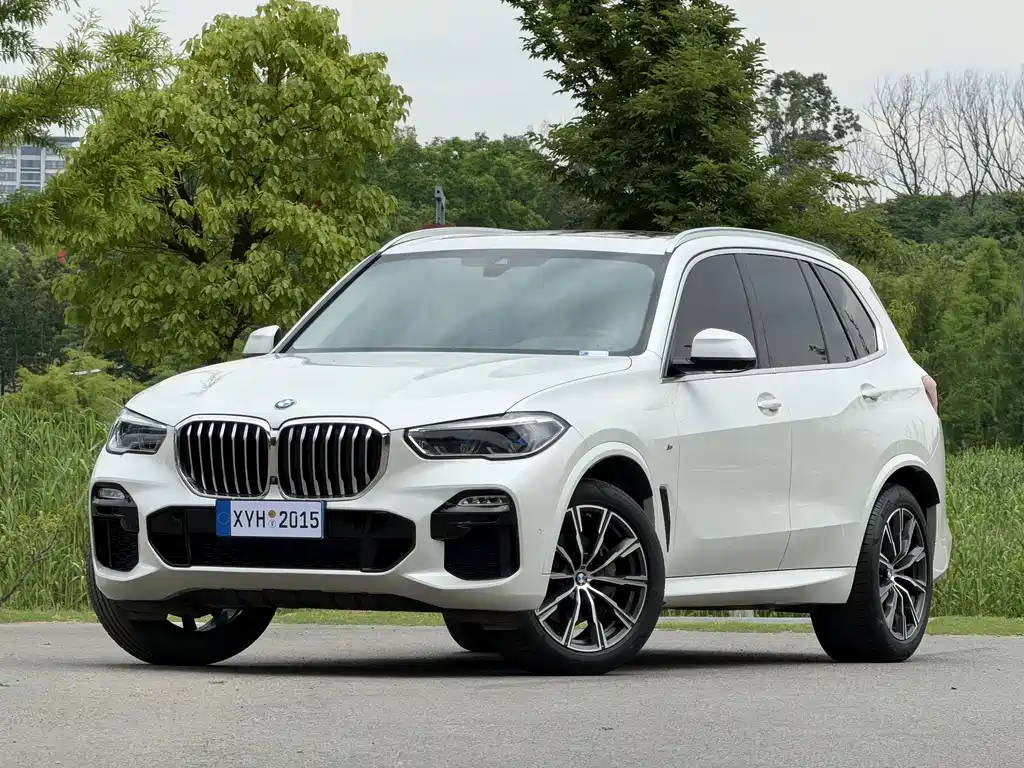 BMW X5 2020 — фото 1