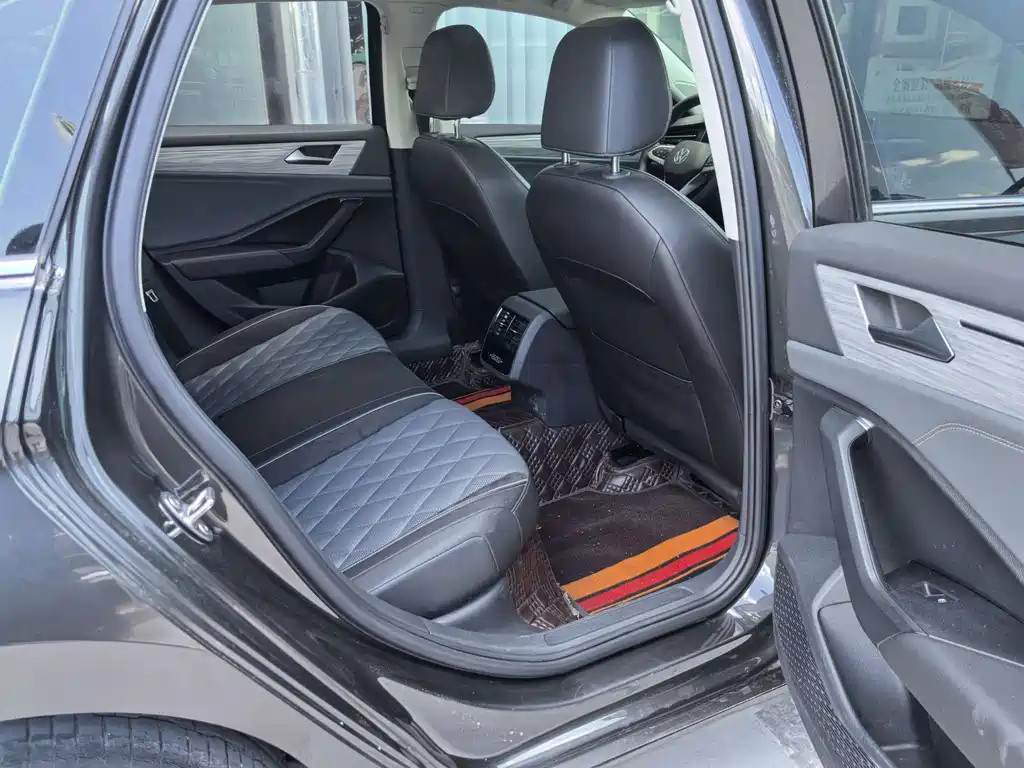 Volkswagen Sagitar 2023
