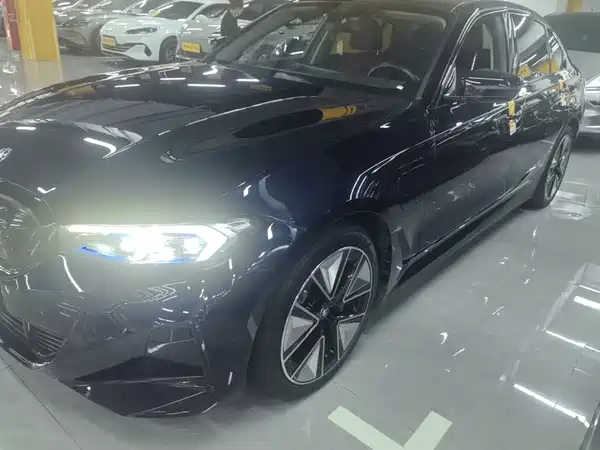 BMW i3 2023