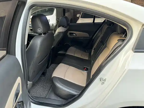 Chevrolet Cruze 2013