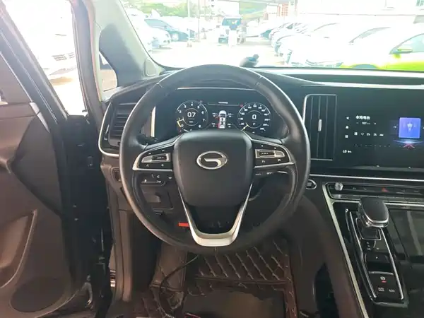 GAC Trumpchi M8 2021