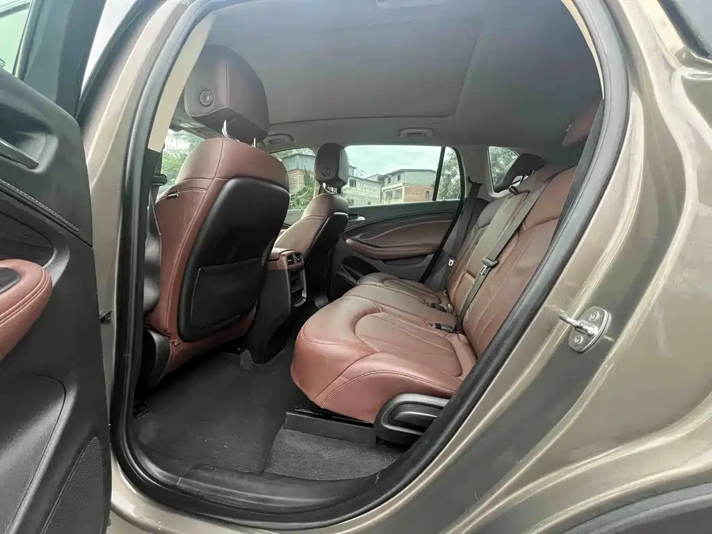Buick Envision Plus 2017 — фото 5