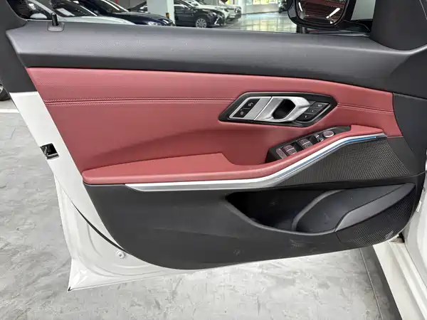 BMW i3 2023