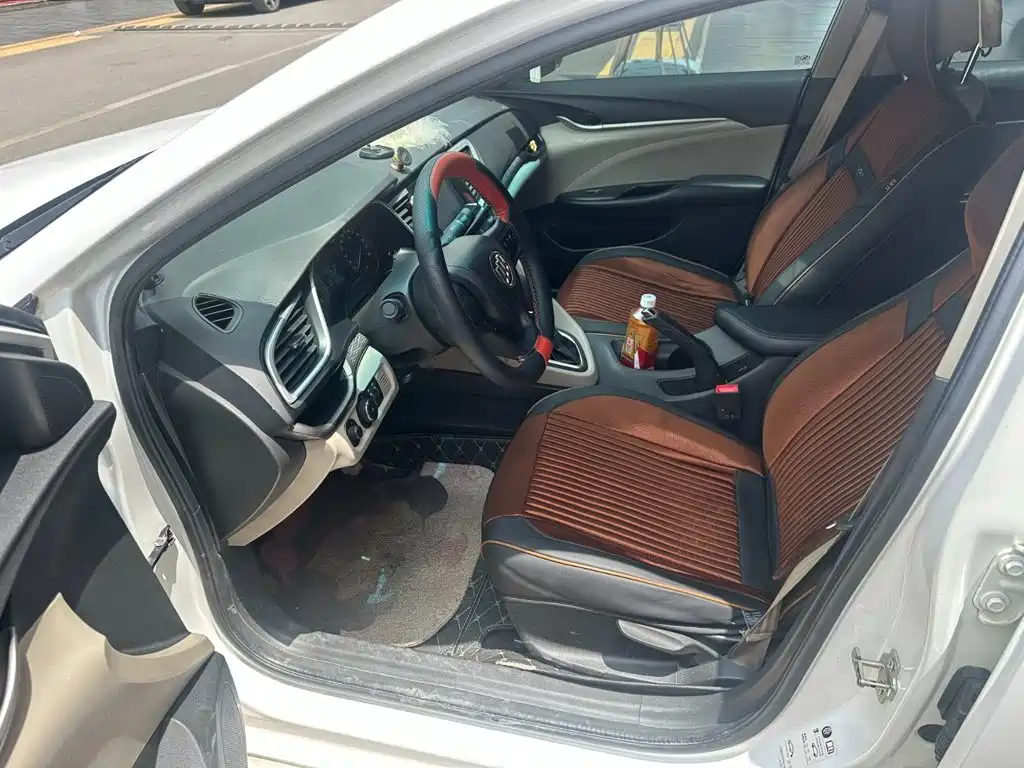 Buick Excelle GT 2015 — фото 8