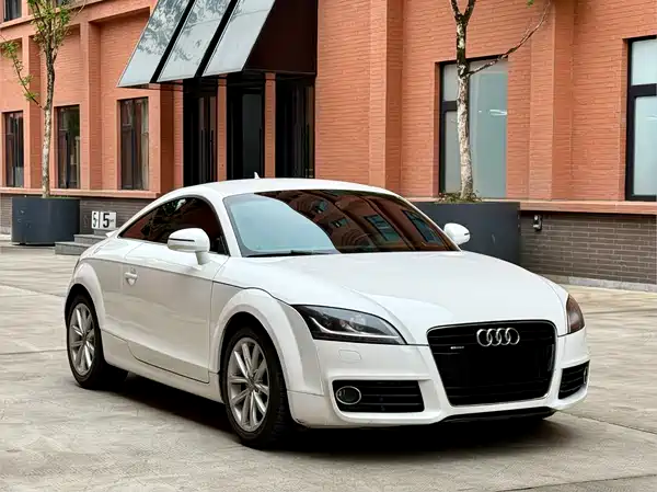 Audi TT 2011