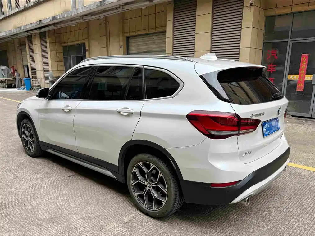 BMW X1 2022 — фото 10
