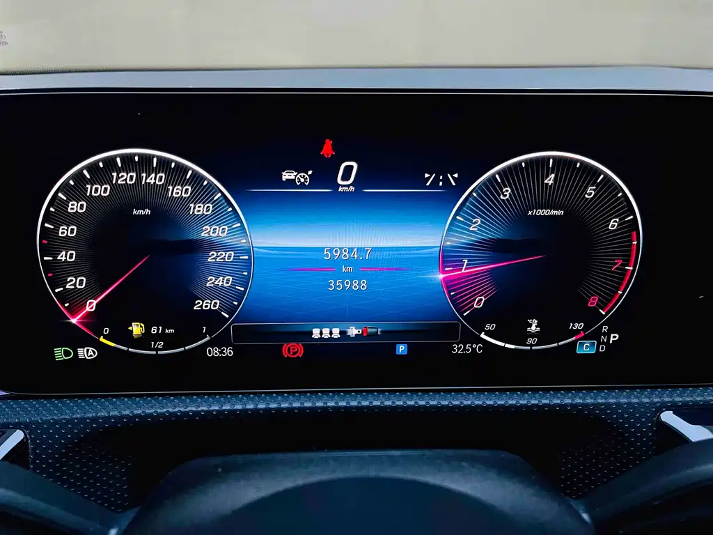 Mercedes-Benz A-Class 2024 — фото 15