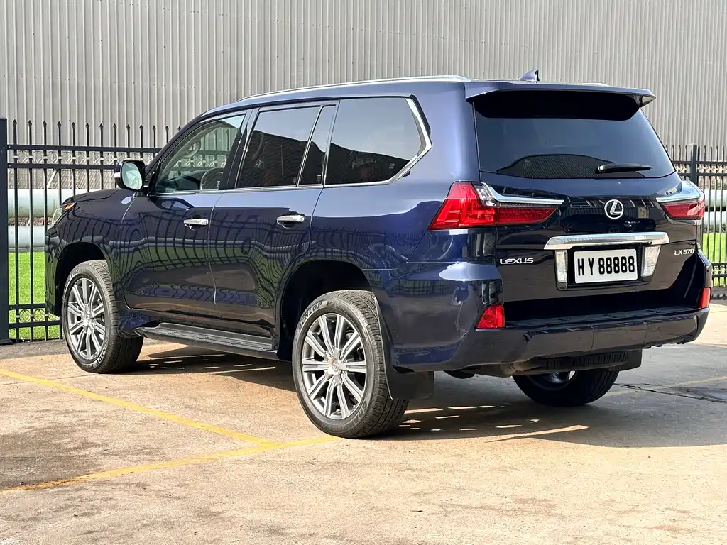 Lexus LX 2016 — фото 4