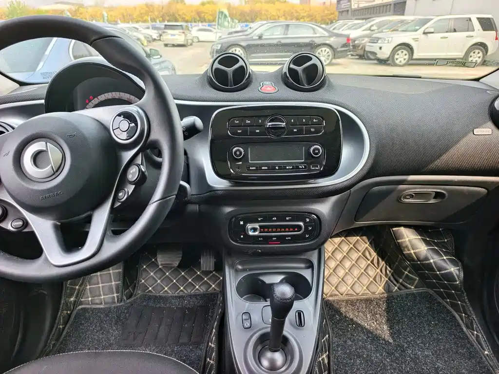 smart Forfour 2019 — фото 11