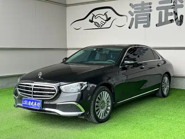 Mercedes-Benz E-Class 2023