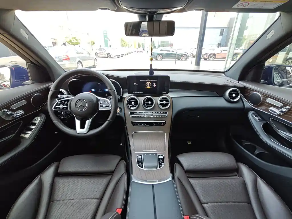 Mercedes-Benz GLC 2022
