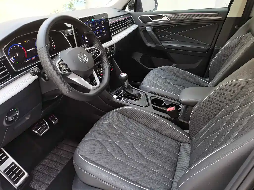 Volkswagen Tiguan L 2022