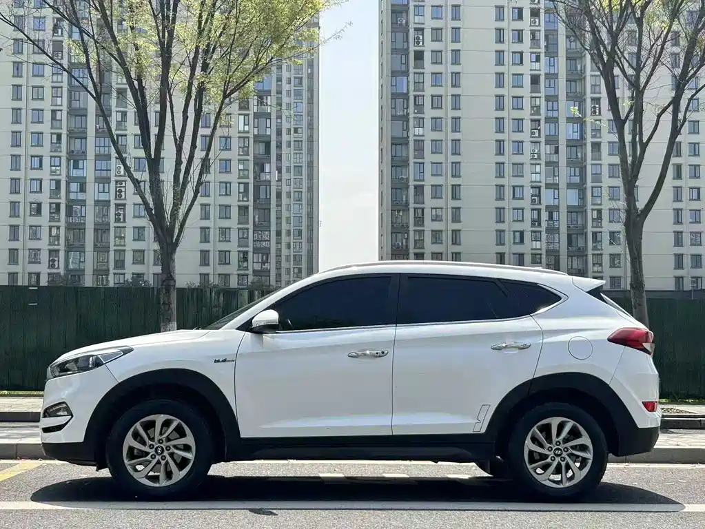Hyundai Tucson 2017 — фото 3