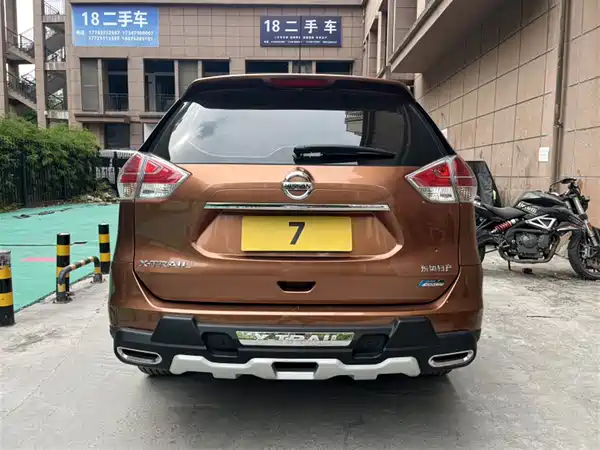 Nissan X-Trail 2016