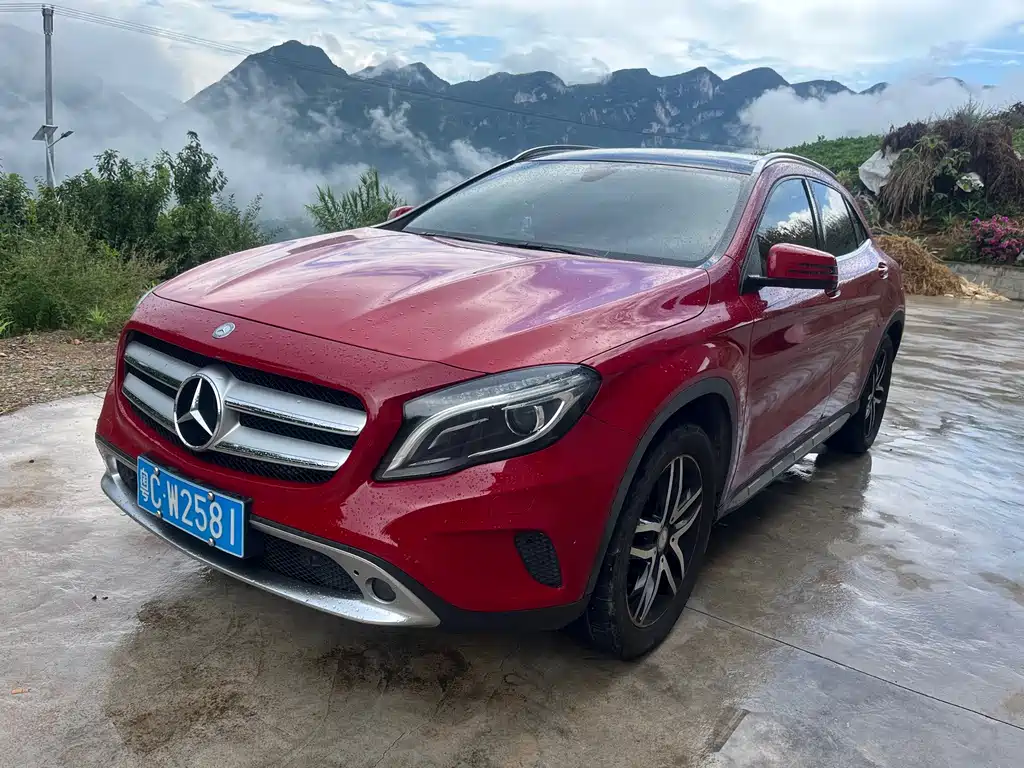 Mercedes-Benz GLA 2017
