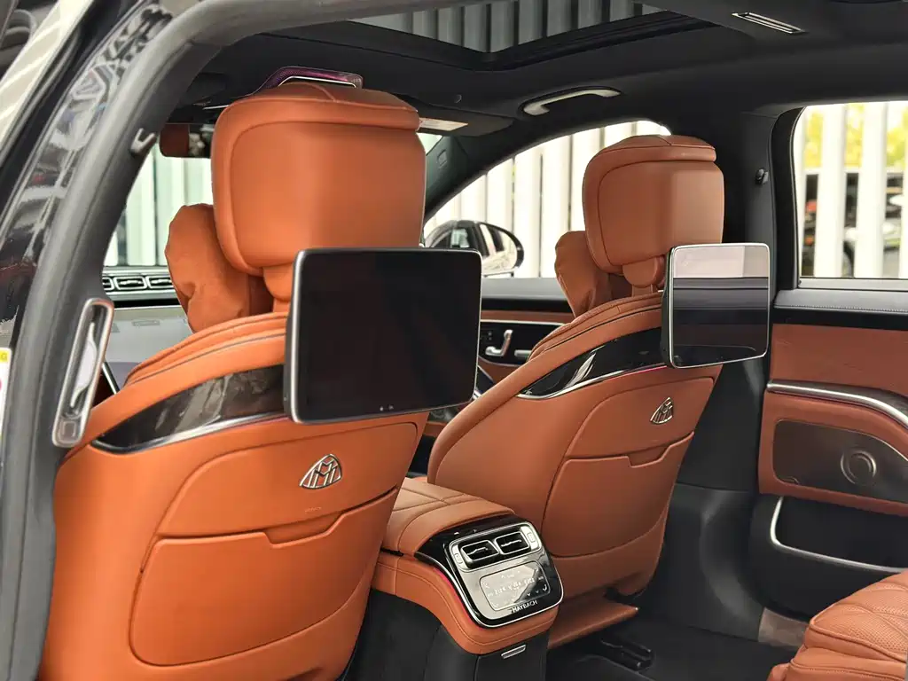 Mercedes-Benz Maybach S-Class 2022 — фото 12