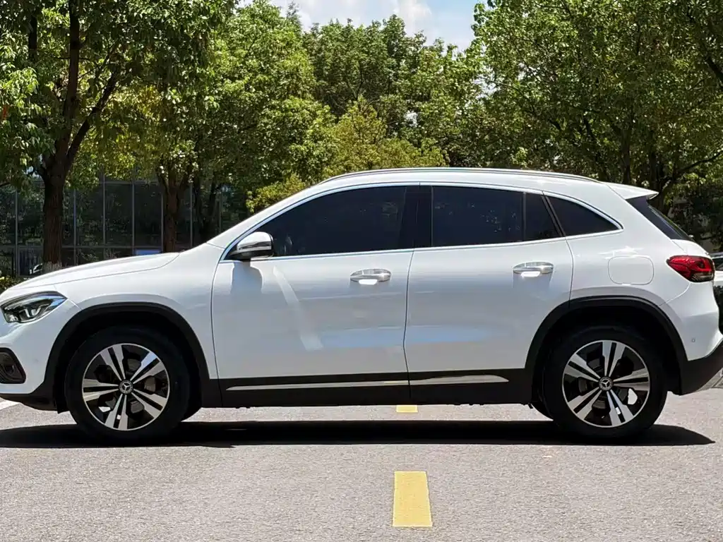 Mercedes-Benz GLA 2021 — фото 8