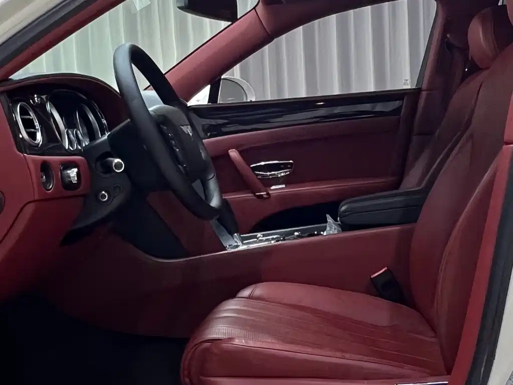 Bentley Flying Spur 2014 — фото 6