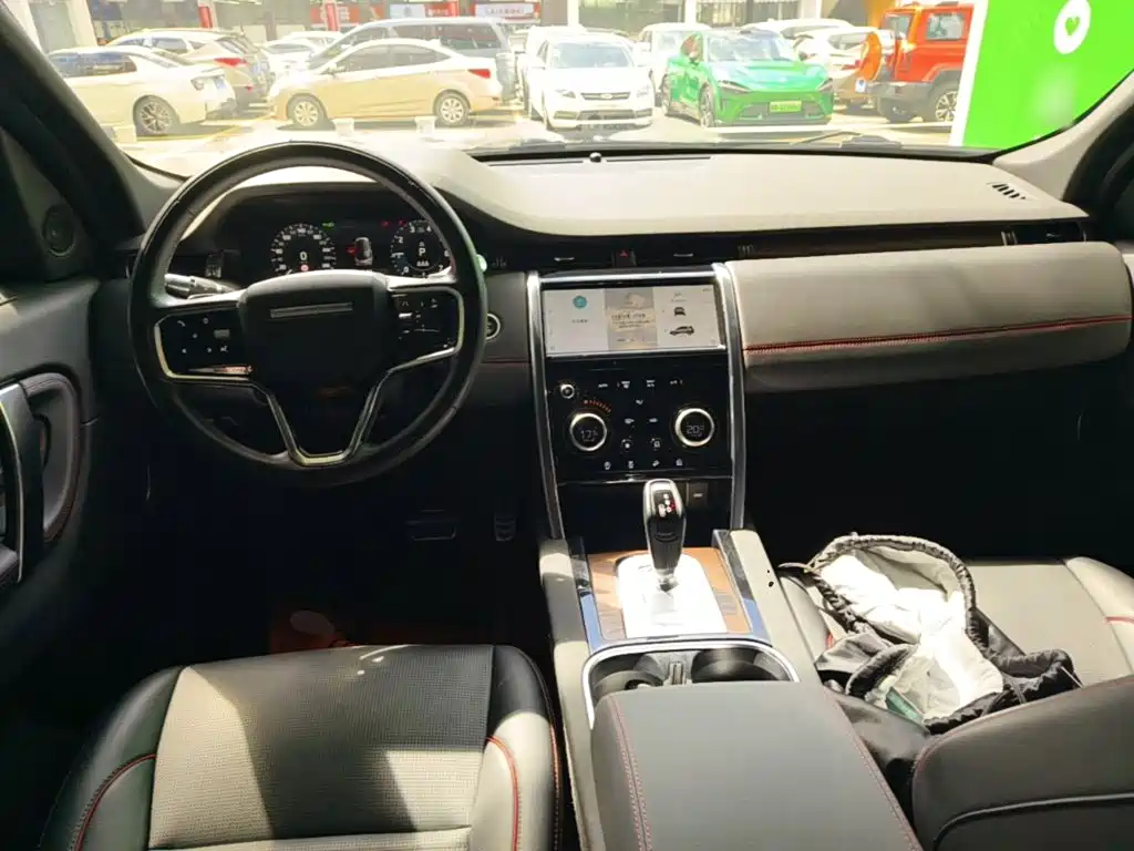Land Rover Discovery Sport 2022 — фото 10