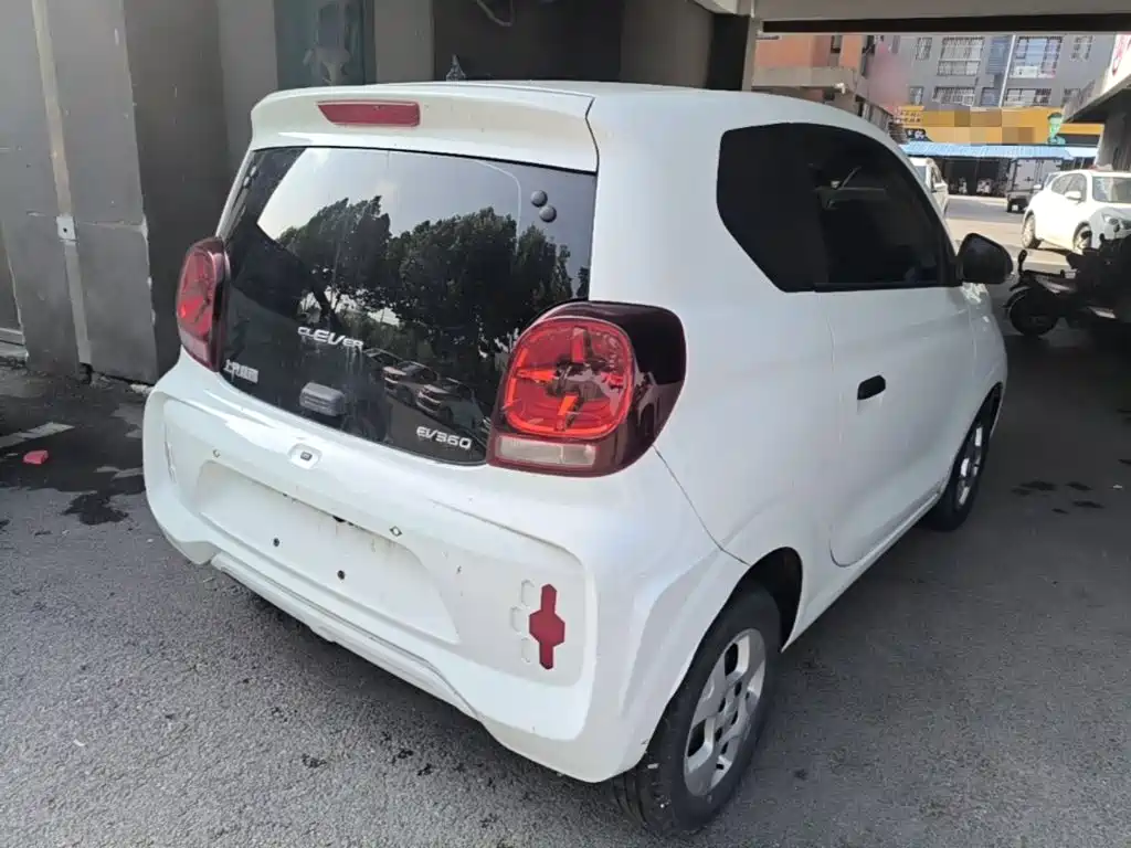 Roewe Clever 2022