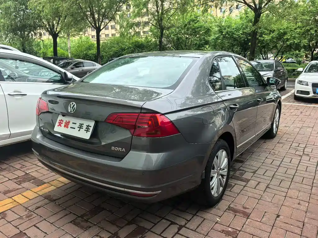 Volkswagen Bora 2016