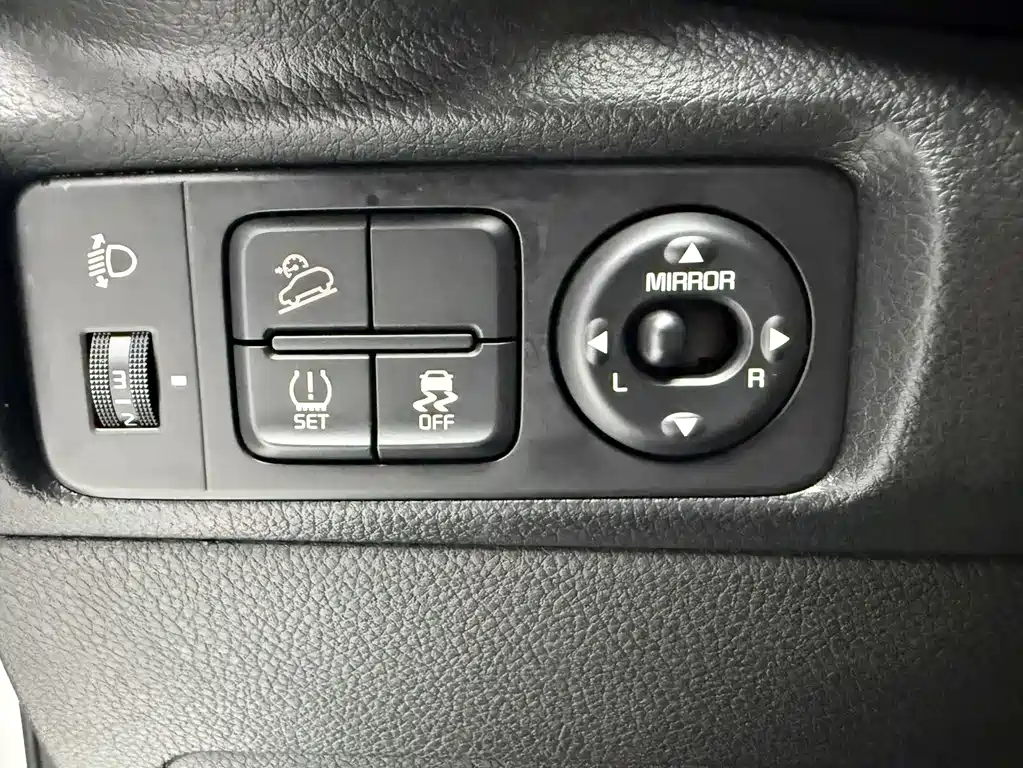 Kia KX1 2022 — фото 13