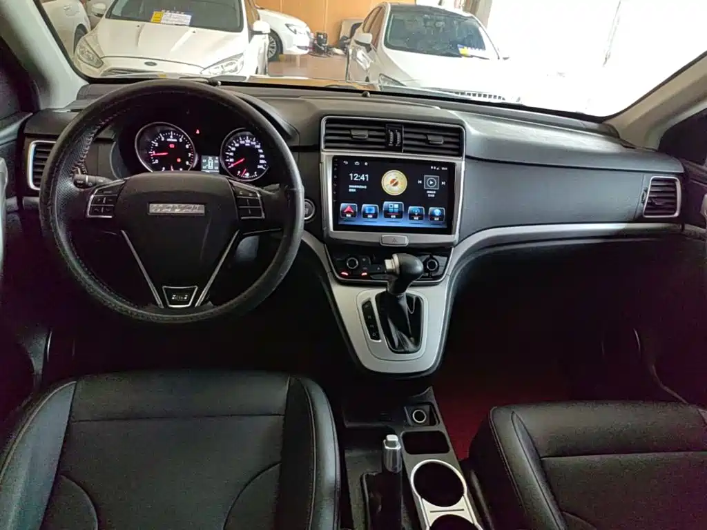Haval M6 2019 — фото 10