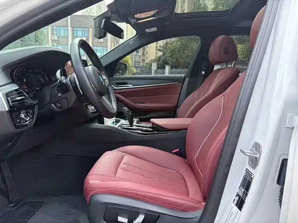 BMW 5 Series 2023