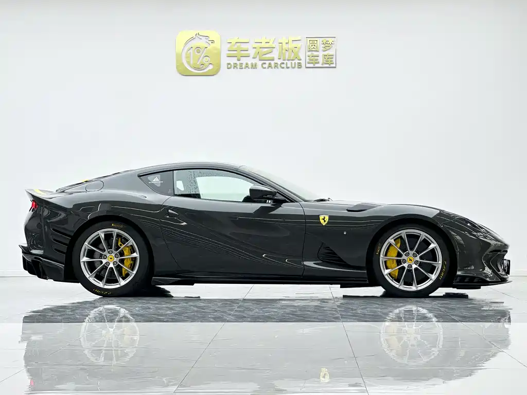Ferrari 812 2023 — фото 7