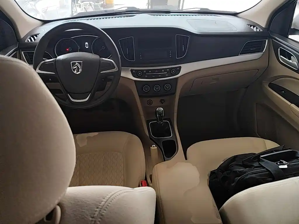 Baojun 730 2016