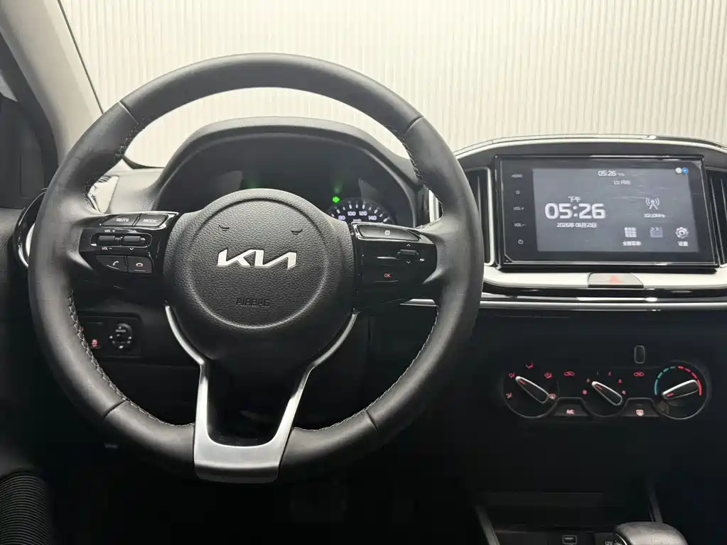 Kia KX1 2022 — фото 12