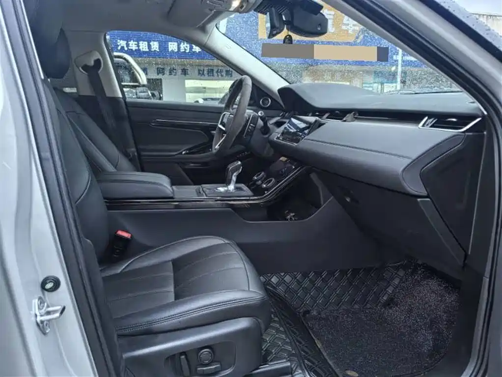 Land Rover Evoque 2021 — фото 7