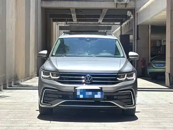 Volkswagen Tiguan L 2021