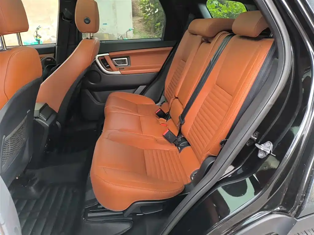 Land Rover Discovery Sport 2015 — фото 24