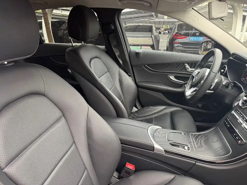 Mercedes-Benz C-Class 2020 — фото 18