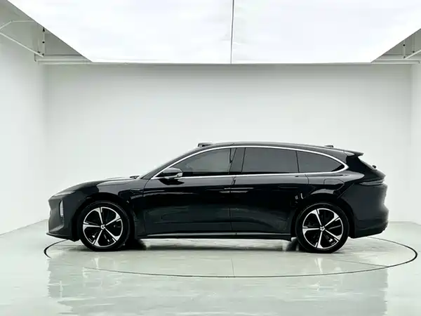 NIO ET5T 2025