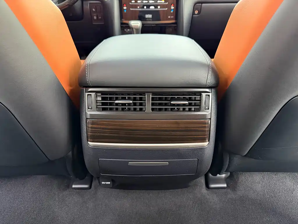 Lexus LX 2019 — фото 19