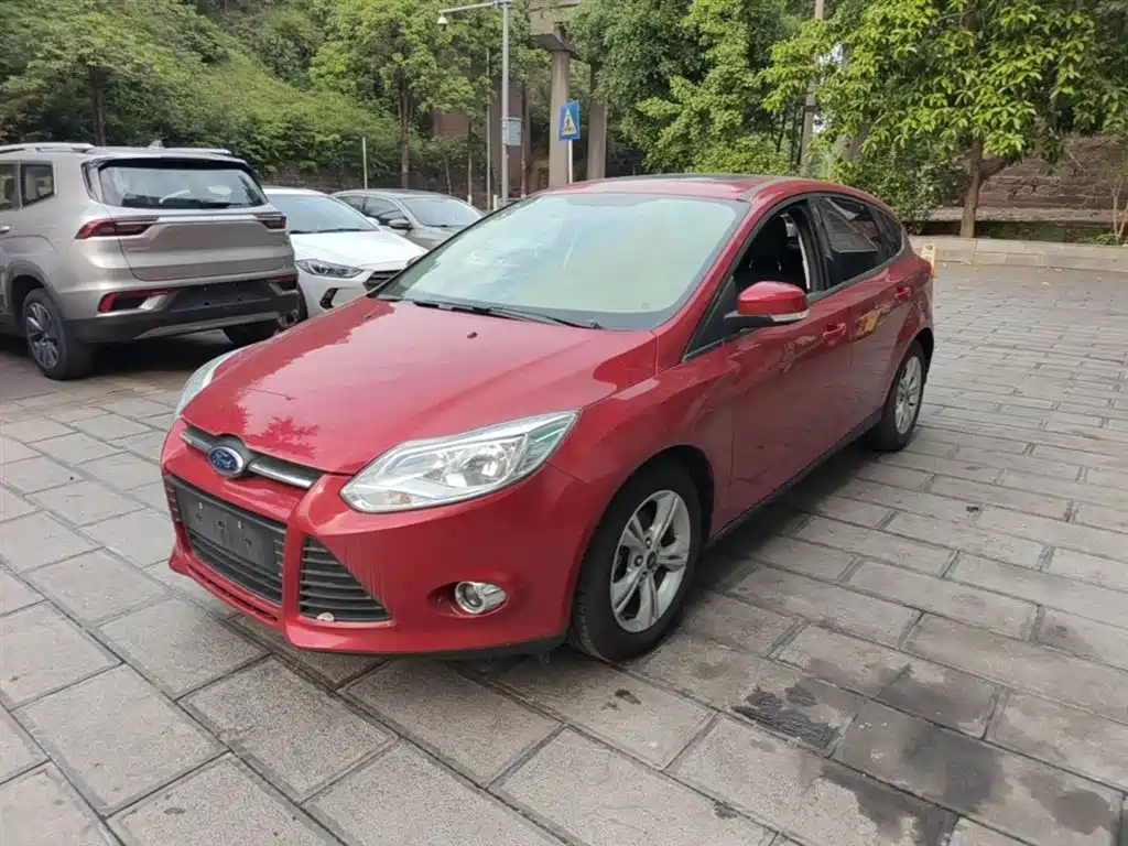 Ford Focus 2015 — фото 2