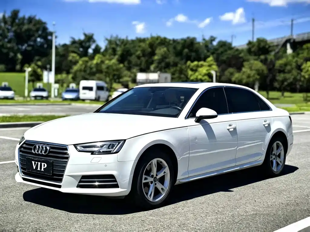 Audi A4L 2017