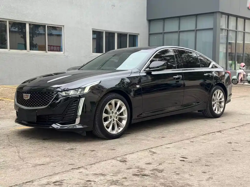 Cadillac CT5 2021 — фото 1